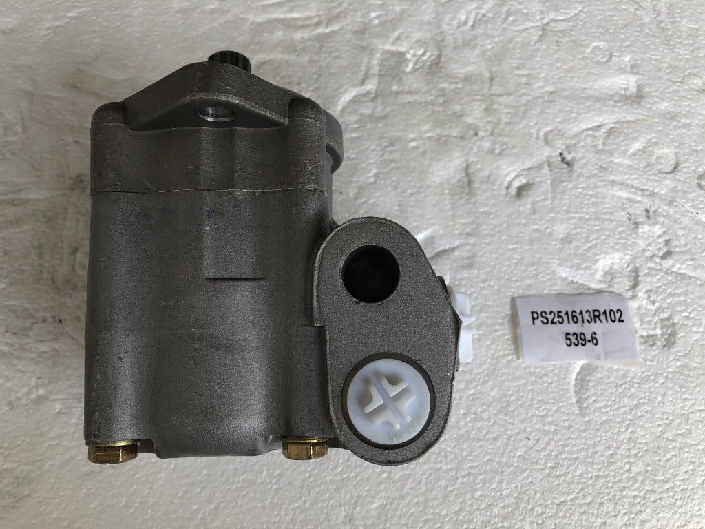 thumbnail interactive-video image 1 of Power Steering Pump For Kenworth Peterbilt WA920-30-1025 RP221619 PEV2516-15R101 1 of 11